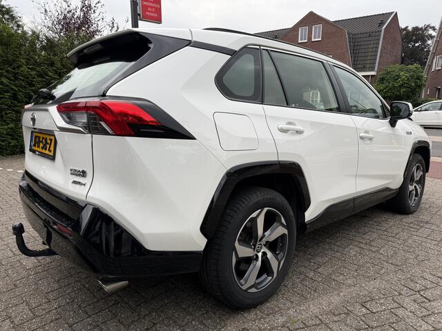 Toyota RAV4 2.5 Plug-in Hybrid AWD 306pk, Trekhaak | Camera | CarPlay