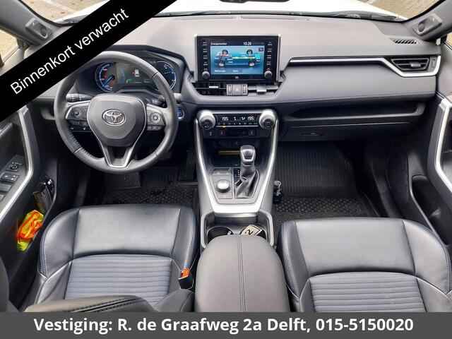 Toyota RAV4 2.5 Hybrid AWD Bi-Tone 4WD | BearLock | Alarmsysteem | Afn.Trekhaak | JBL PremiumAudio | Stoelverwarming |