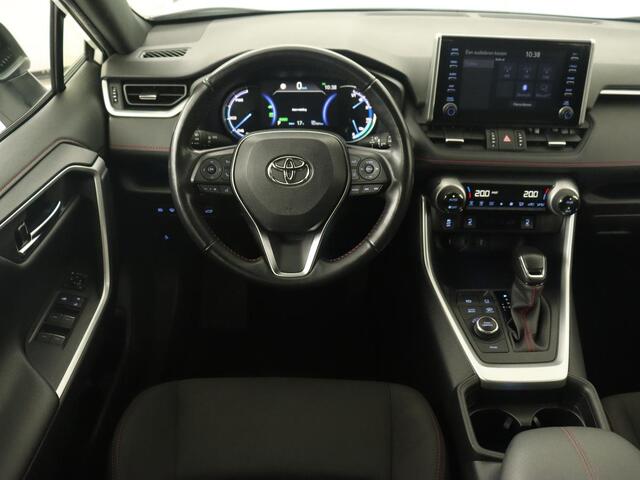 Toyota RAV4 2.5 Plug-in Hybrid AWD Dynamic | Trekhaak | Stoelverwarming | Adaptive cruise | Carplay | Achterbankverwarming | Full LED | Keyless