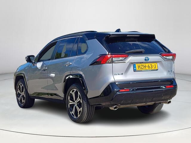 Toyota RAV4 2.5 Plug-in Hybrid AWD Bi-Tone Plus | Gekoelde stoelen | Apple CarPlay | Blindspot | Rijklaarprijs incl. garantie |