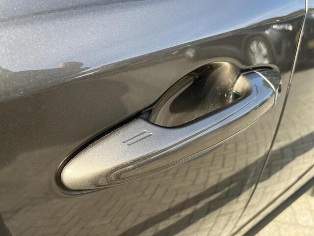 Toyota RAV4 2.5 Hybrid Dynamic Sport | All-in prijs | Trekhaak | Camera | Bluetooth |