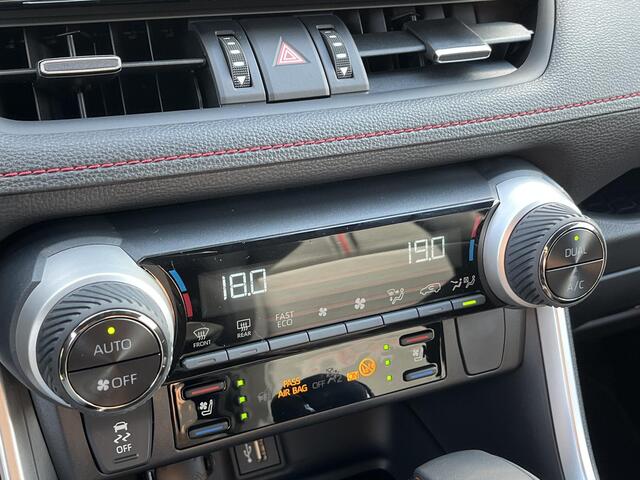 Toyota RAV4 2.5 Plug-in Hybrid AWD Bi-Tone Plus Toyota Mania Voorraadactie!