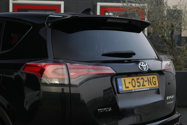 Toyota RAV4 2.5 Hybrid Black Edition