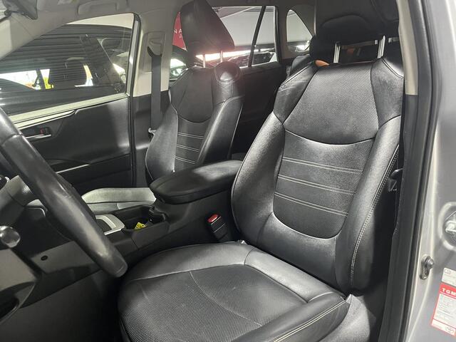 Toyota RAV4 2.5 Hybrid Executive | Pano, Stoelventilatie / -verwarming, Navi, 360 Camera, Parkeersensoren V+A, JBL-audio