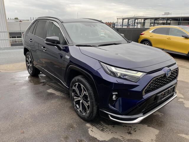Toyota RAV4 2.5 Plug-in Hybrid AWD Bi-Tone Plus Limited Incl: Dode hoek detectie - AppleCarPlay/AndroidAuto, Stoel en Stuurverwarming, LM velgen, Parkeer hulp camera