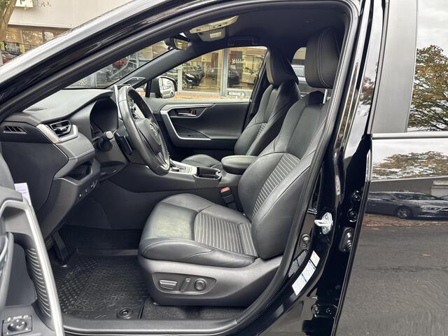 Toyota RAV4 2.5 Hybrid AWD Black Edition | 06-10141018 Voor meer informatie