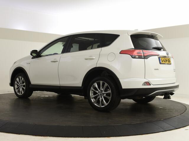 Toyota RAV4 2.5 Hybrid AWD Executive | Open dak | Navigatie | Trekhaak |