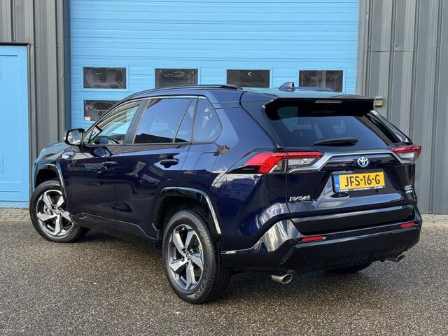Toyota RAV4 2.5 Plug-in Hybrid AWD Dynamic GRATIS Afleverpakket! | Achteruitrijcamera | Adaptive Cruise Control |