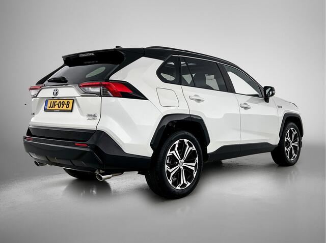 Toyota RAV4 2.5 Plug-in Hybrid AWD Bi-Tone Plus | Navigatie | Panoramadak | JBL | Head-up | BLS | PDC |