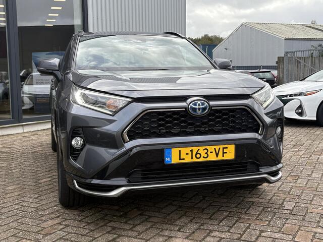 Toyota RAV4 2.5 Plug-in Hybrid AWD Dynamic | Afneembare trekhaak | 1500 kilo trekgewicht |