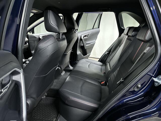 Toyota RAV4 2.5 Plug-in Hybrid AWD Bi-Tone Plus Automaat | Trekhaak | Leder | Memory | Navi