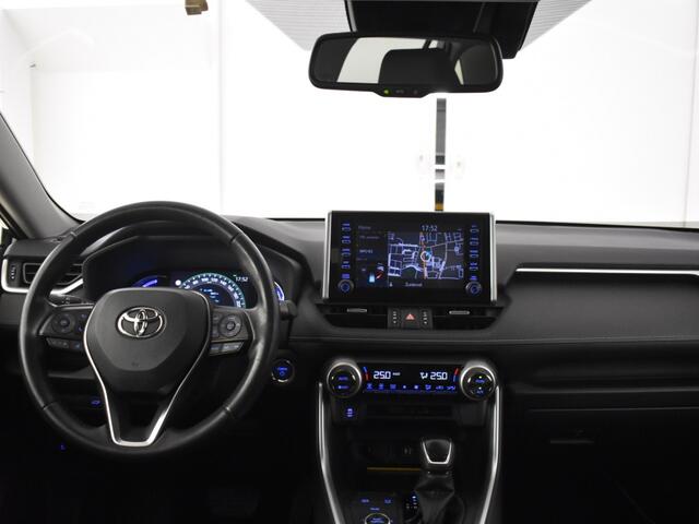 Toyota RAV4 2.5 Hybrid AWD 222PK First Edition | Trekhaak | Navigatie