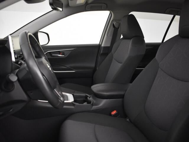 Toyota RAV4 2.5 Hybrid AWD 222PK First Edition | Trekhaak | Navigatie