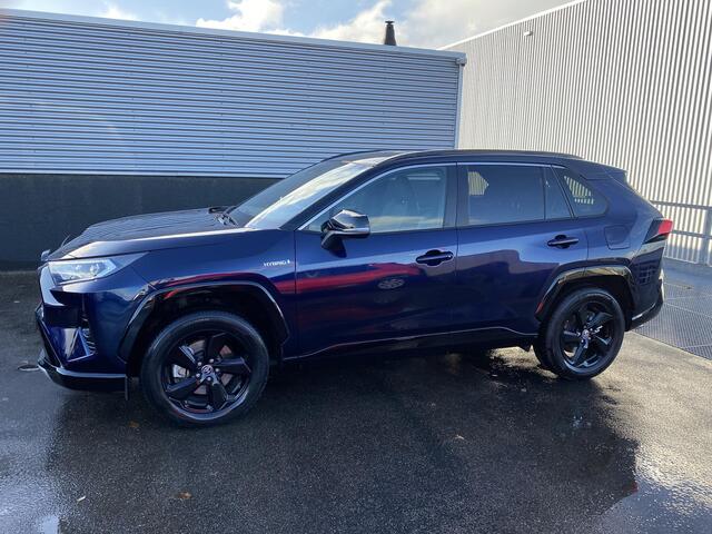 Toyota RAV4 2.5 Hybrid Bi-tone Navigatie, Apple CarPlay/Android Auto, JBL audio, achteruitrij camera, parkeersensoren v&a, stoelverwarming, cruise control adaptief