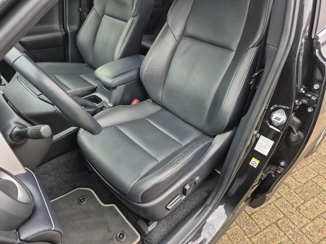 Toyota RAV4 2.5 Hybrid AWD Executive **GEHEUGENSTOELEN/ NAVIGATIE/ DODEHOEK DETECTIE/ 360 CAMERA/ GARANTIE**