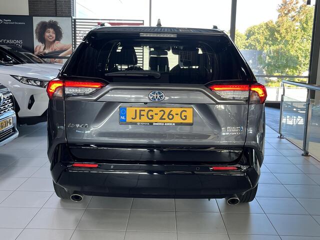 Toyota RAV4 2.5 Plug-in Hybrid AWD Style