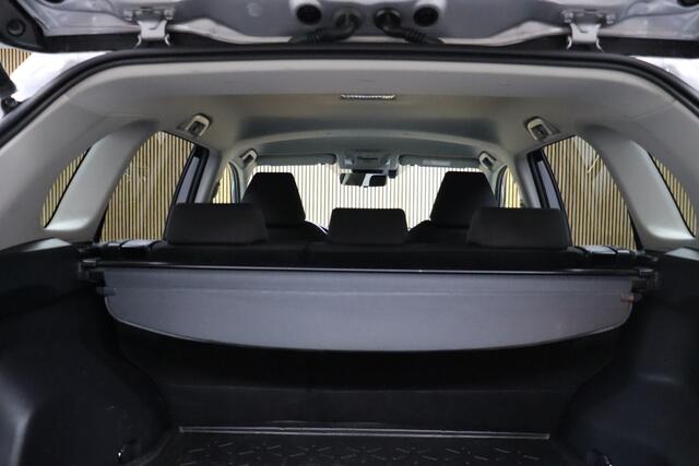 Toyota RAV4 2.5 Hybrid Style | Adaptive-cruise | Trekhaak | Camera | Clima | Apple Carplay & Android Auto | Navigatie | Elek. Achterklep | Keyless | Dodehoekdetectie