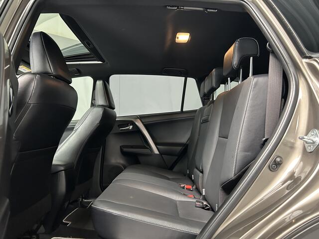 Toyota RAV4 2.5 Hybrid AWD Executive Trekhaak|Leder|Navi|Cruise|Xenon|Schuifdak