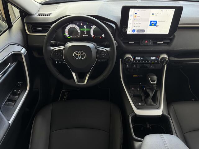 Toyota RAV4 2.5 Hybrid NIEUWE AUTO CAMERA ELEK.KLEP NAVI CAMERA 18''LMV ADAP.CRUISE ELEK.STOEL STUUR STOELVERW ?2025?