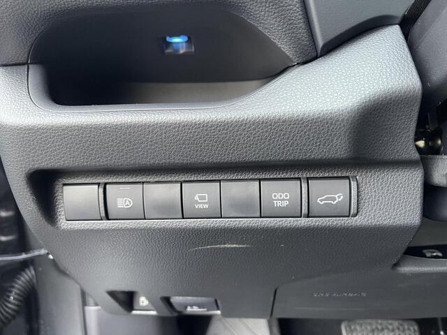 Toyota RAV4 2.5 Plug-in Hybrid AWD Bi-Tone Plus Schuif-/kanteldak | Lederen bekleding | JBL Premium geluid | Dodehoekdetectie