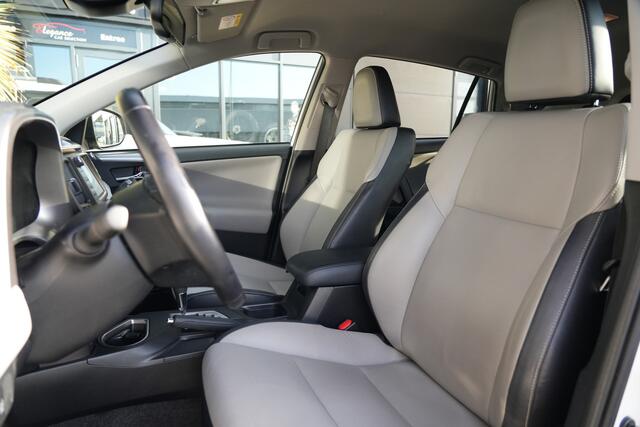 Toyota RAV4 2.5 Hybrid Executive 197 pk Navigatie/Trekhaak/Camera