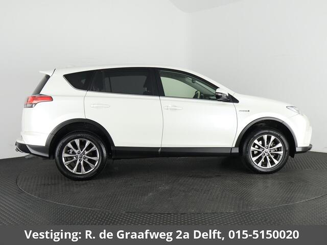 Toyota RAV4 2.5 Hybrid Style | Trekhaak | Parkeersensoren | Cruise control