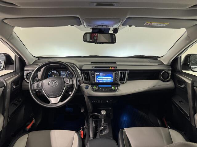 Toyota RAV4 2.5 Hybrid AWD Executive | 2-Tone Leder | Schuif/kantel dak | Trekhaak | 360 camera |