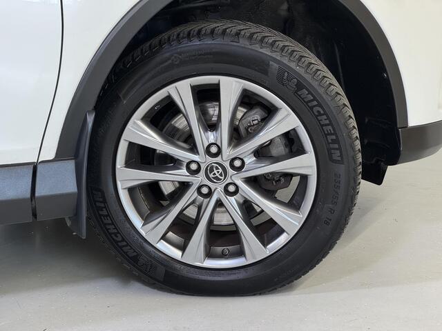 Toyota RAV4 2.5 Hybrid AWD Executive | 2-Tone Leder | Schuif/kantel dak | Trekhaak | 360 camera |