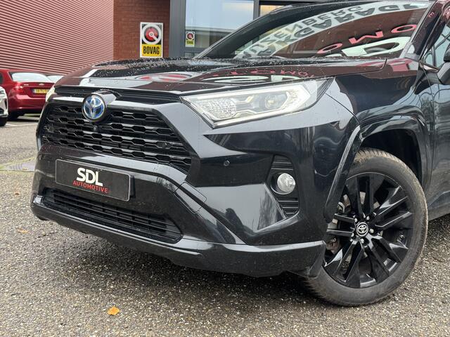 Toyota RAV4 2.5 Hybrid Black Edition // NAVI // ADAPTIVE CRUISE // CAMERA // STOELVERWARMING // ELK. BESTUURDERSSTOEL //