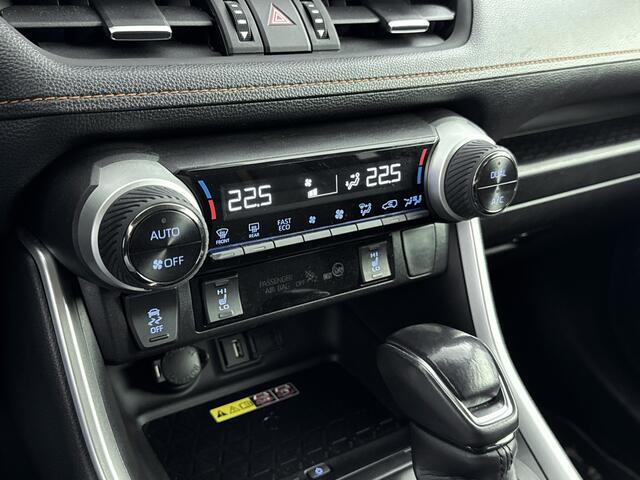 Toyota RAV4 2.5 Hybrid AWD Adventure Limited Bi-Tone Dealeronderhouden | Navi | Lederen Interieur | JBL |