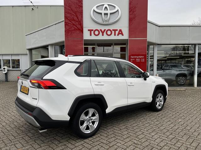 Toyota RAV4 2.5 Hybrid Active | NL-auto | Navigatie | Parkeersensoren | Camera