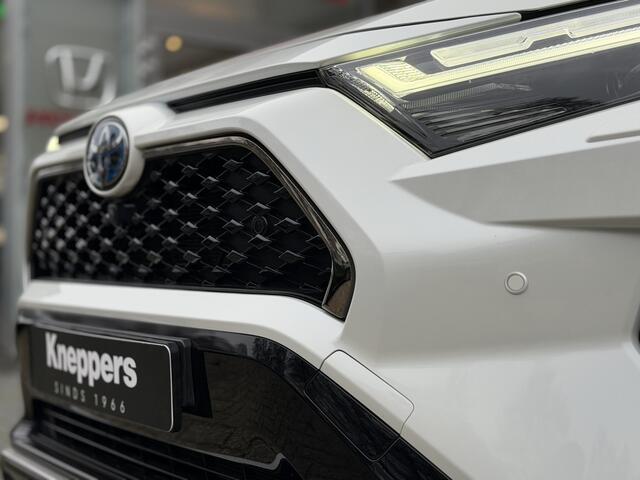 Toyota RAV4 2.5 Plug-in Hybrid AWD Bi-Tone Plus Trekhaak, JBL Audio, Head-up display, 360 graden camera , All-in Rijklaarprijs
