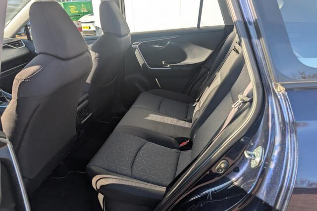 Toyota RAV4 2.5 Hybrid AWD Active |El. achterklep|Apple Carplay/Android auto|LMV|1650 kg Trekgewicht