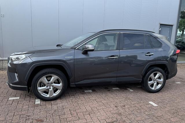 Toyota RAV4 2.5 Hybrid AWD Executive Lederen bekleding, Trekhaak,Dodehoekdetectie, Seat memory, JBL, Stoelverwarming, Achteruitrijcamera,