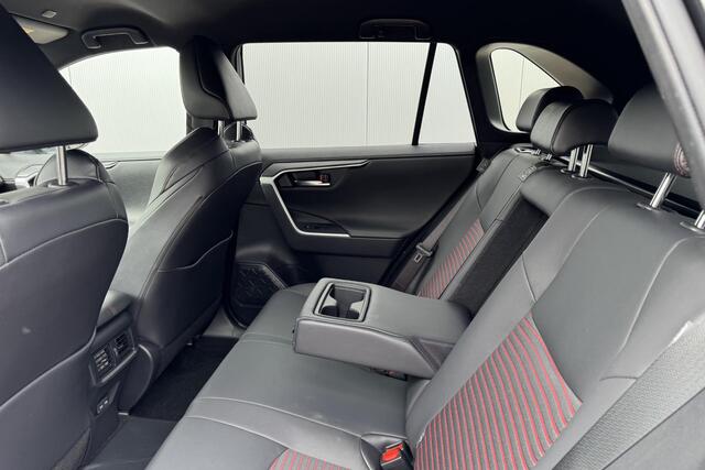 Toyota RAV4 2.5 Plug-in Hybrid AWD Style Navigatie, Achteruitrijcamera, LMV, LED, Smart Key, Stoelverwarming