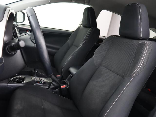 Toyota RAV4 2.5 Hybrid AWD Dynamic | Stoel & stuurverwarming | Adaptive cruise | Trekhaak | Camera | Navigatie | Climate control | Bluetooth