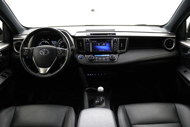 Toyota RAV4 2.5 Hybrid AWD Executive Business | lederen bekleding | Stuur en stoelverwarming | Trekhaak 1650 kg trekgewicht | 360 graden Camera |