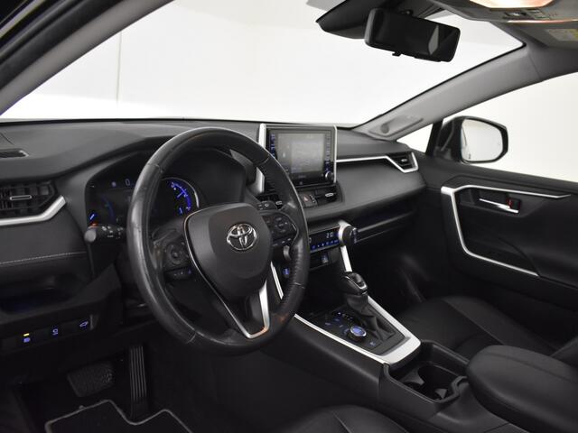 Toyota RAV4 2.5 Hybrid AWD Executive | JBL | Panoramadak | Trekhaak