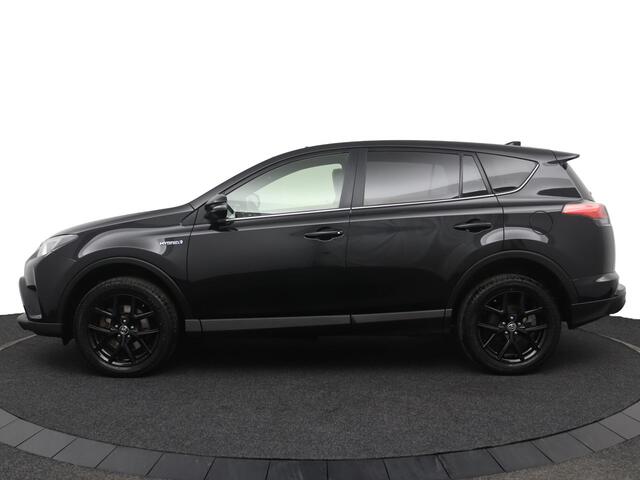 Toyota RAV4 2.5 Hybrid Black Edition | Lederen bekleding | Schuifdak | Stoelverwarming | Electrische achterklep |