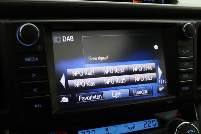 Toyota RAV4 2.5 Hybrid Black Edition | Lederen bekleding | Schuifdak | Stoelverwarming | Electrische achterklep |