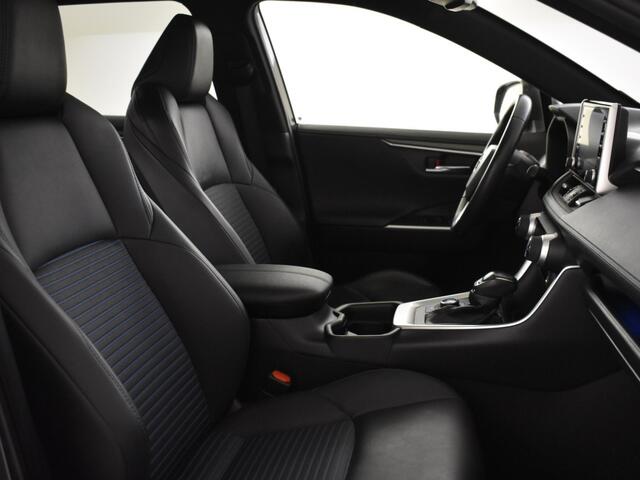 Toyota RAV4 2.5 Hybrid AWD Style Bi-Tone | Parkeersensoren | Trekhaak