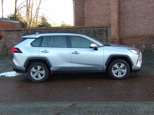 Toyota RAV4 2.0 VVT-iE Business Plus