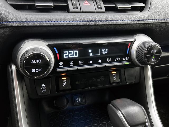 Toyota RAV4 2.5 Hybrid AWD Style Bi Tone | Limited |