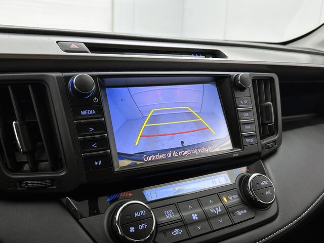 Toyota RAV4 2.0 VVT-i AWD Dynamic | NL dealeronderhouden | Trekhaak |