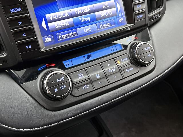 Toyota RAV4 2.0 VVT-i AWD Dynamic | NL dealeronderhouden | Trekhaak |