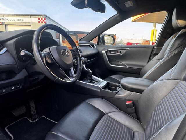 Toyota RAV4 2.5 Hybrid Style | Navigatie | Trekhaak | Bi-Tone |
