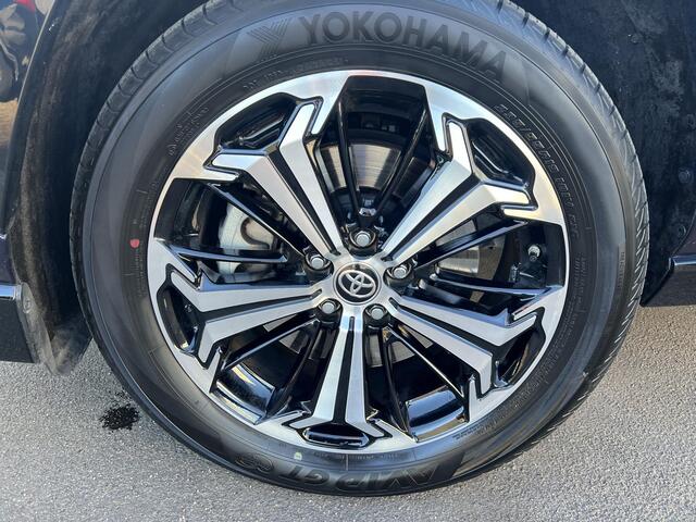 Toyota RAV4 2.5 Plug-in Hybrid AWD Bi-Tone Plus Schuif/kanteldak, Stoelkoeling, Stoelverwarming, Seat memory, 360" Camera, Dodehoekdetectie, LMV, JBL, LED