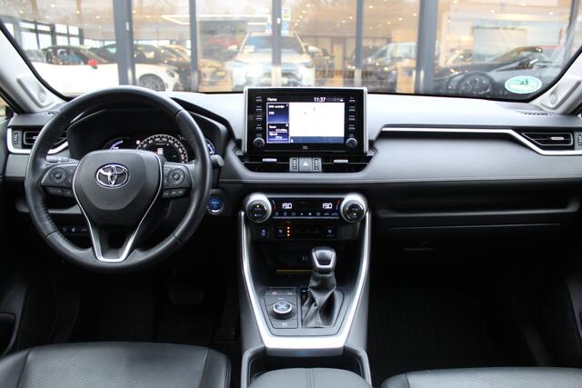 Toyota RAV4 2.5 Hybrid AWD Executive | Rijklaar | Camera's | Navi | JBL | Stoelkoeling + Verwarming | Stuurverwarming | Dealer onderhouden