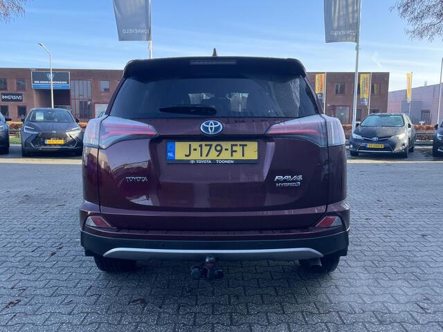 Toyota RAV4 2.5 Hybrid AWD Style