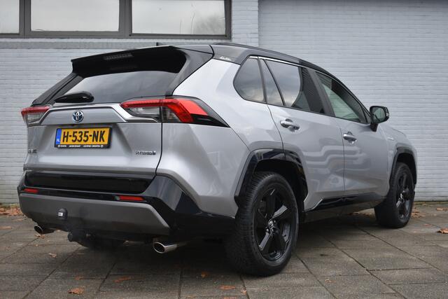 Toyota RAV4 2.5 Hybrid Bi-Tone Limited Automaat 218pk | Trekhaak | Stoel & Stuurverwarming | PDC | Achteruitrijcamera |